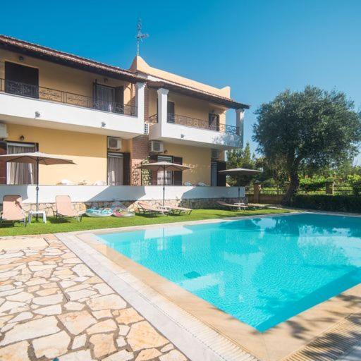 Villa-Toula Roda  Ngoại thất bức ảnh