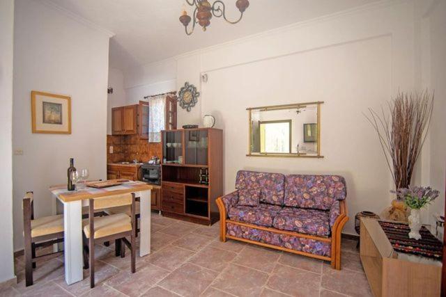 Villa-Toula Roda  Ngoại thất bức ảnh