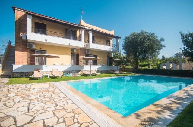 Villa-Toula Roda  Ngoại thất bức ảnh